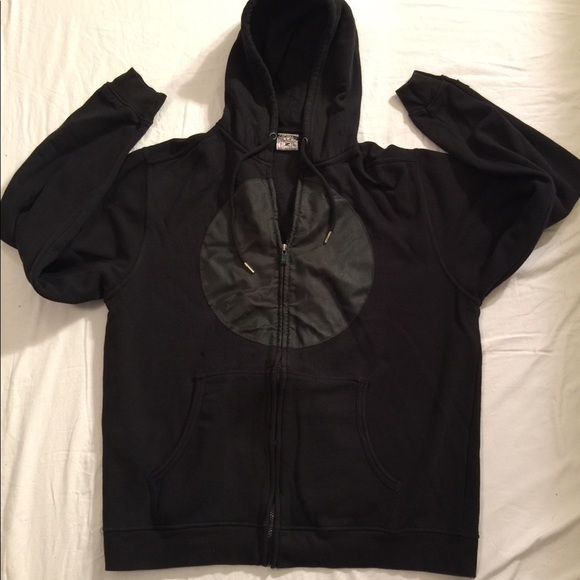 Brooklyn Nets Hoodie - Picture 1 of 3